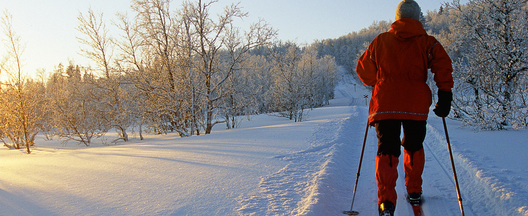 En heldagstur på skidor runt Välliste. En fjällupplevelse i världsklass i Södra Årefjällen.